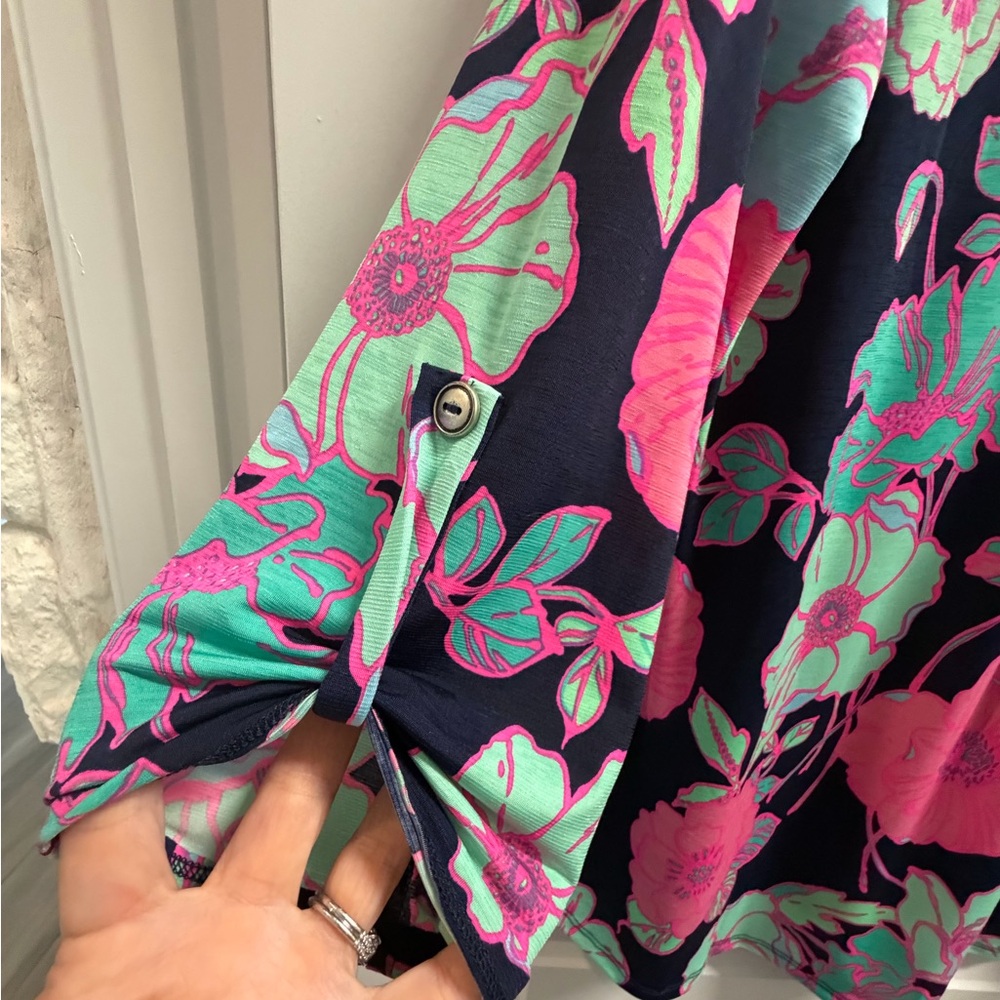 Dear Scarlett Lizzy Top - Pink and Green on Navy - Picture 4 of 6